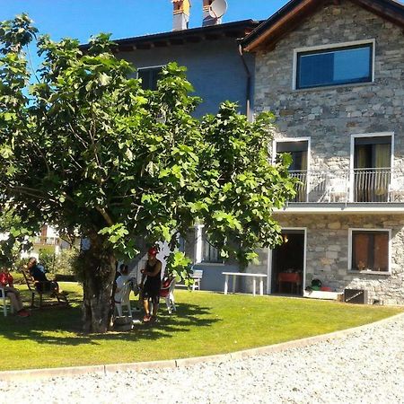 Casa Vacanze Zia Vivina B N Sorico Exteriör bild